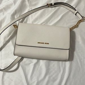 Michael Kors Jet Set Crossbody